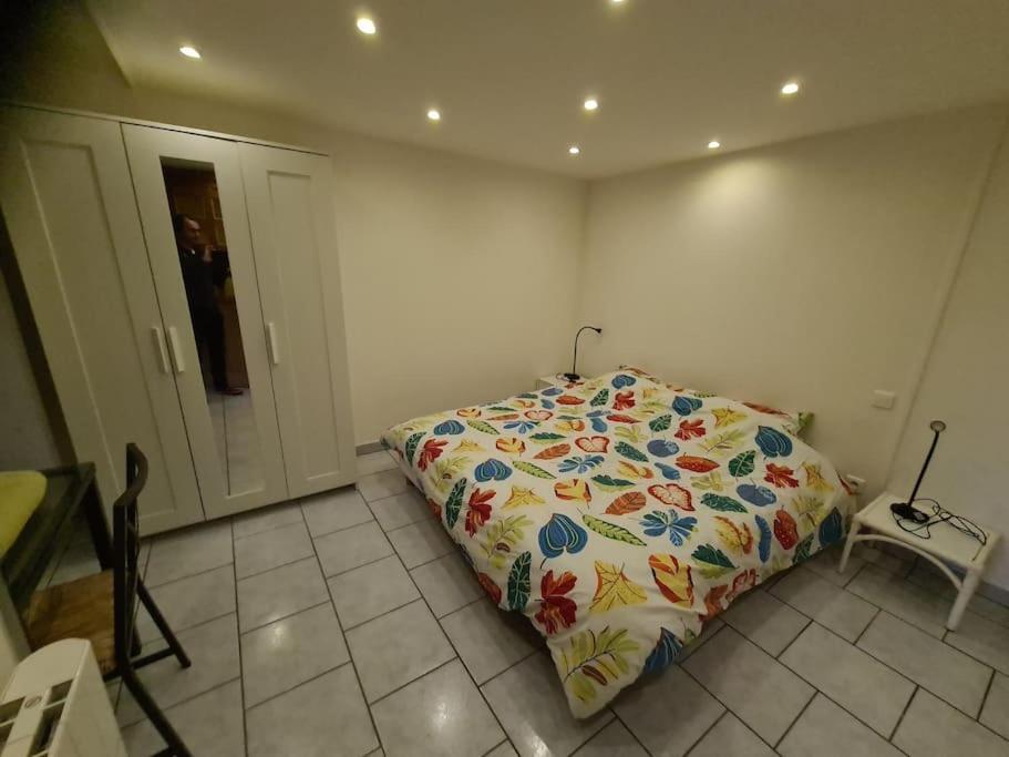Studio, Mons Sart, Proche Lille Et Metro Екстер'єр фото